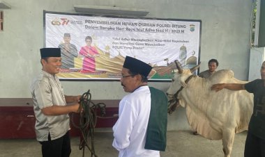 Kapolres Bitung Serahkan 9 Ekor Hewan Kurban Dimasjid Assalam Aspol Pinokalan