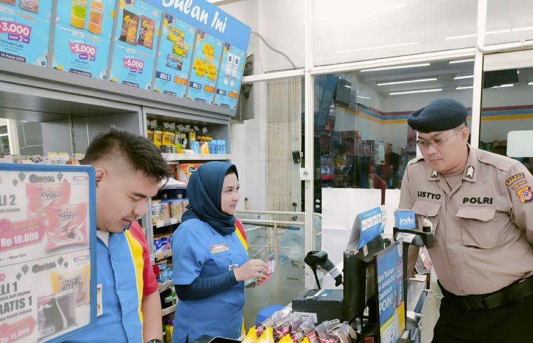 Polsek Kebon Pedes Gelar Patroli Mini Market