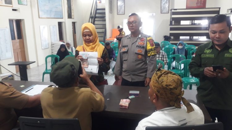 Bhabinkamtibmas Polsek Sukabumi Monitoring BLT DD Tahap 6