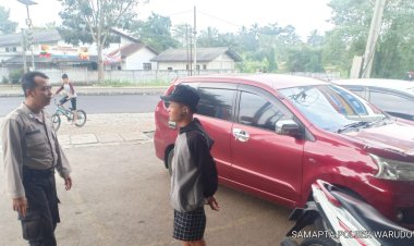Anggota Unit Samapta Polsek Warudoyong, Laksanakan Patroli Dialogis Siang Hari Guna Mencegah Gangguan Kamtibmas