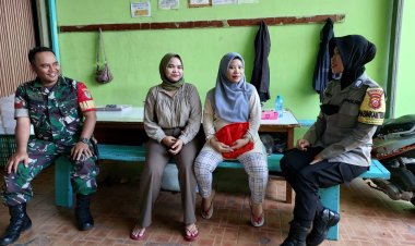 Sinergitas TNI - POLRI, Bhabinkamtibmas dan Babinsa Lakukan Sambang Kepada Warga