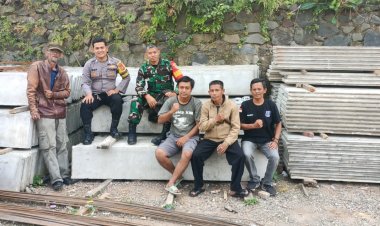 Dekati warga Babinkamtibmas bersinergi dengan Babinsa Sambangi Warga dan Berikan Imbauan Kamtibmas