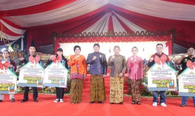 Pagelaran Wayang Kulit HUT Bhayangkara Kembali Cetak Rekor MURI