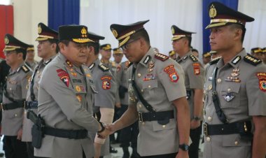 Kapolda Pimpin Sertijab Pejabat Utama dan Kapolres Jajaran Polda Sulsel