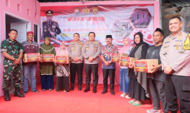 Polda Sulsel Serahkan Bantuan Bedah Rumah Bagi Anggotanya, dalam rangka Hari Bhayangkara ke-77