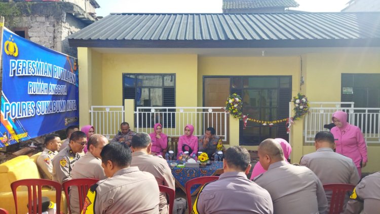 Kapolres Sukabumi Kota Melaksanakan Peresmian Rutilahu Rumah Milik Anggota Polsek Sukaraja