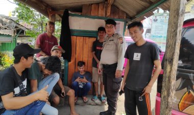 Polsek Kebonpedes Laksanakan Patroli Dialogis,Berikan Himbauan Kamtibmas