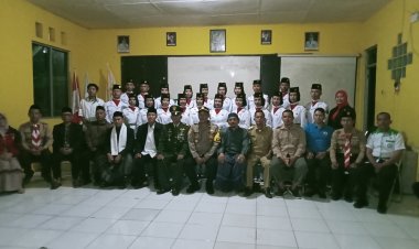 Kapolsek Cireunghas Polres Sukabumi Kota,Kukuhkan Anggota Paskibraka Tingkat Kecamatan Cireunghas