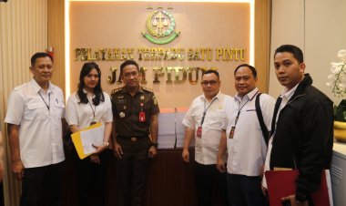 Jaksa Agung Muda Bidang Tindak Pidana Umum Menerima Pelimpahan Berkas Perkara (Tahap I) Atas Nama Tersangka ARPG