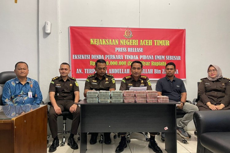 Kejaksaan Negeri Aceh Timur Terima Dana Denda Subsidair Rp. 1 Milyar ...