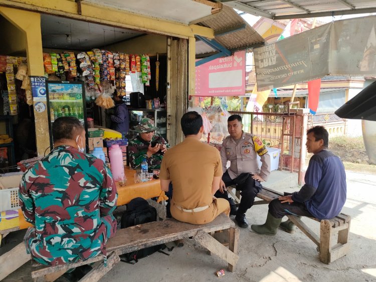 Pantau Desa Binaan Bhabinkamtibmas Dan Babinsa Melaksanakan Patroli