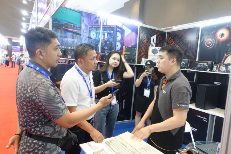 Produk darkFlash Rambah Gamer Indonesia di Ajang IEAE Expo 2023