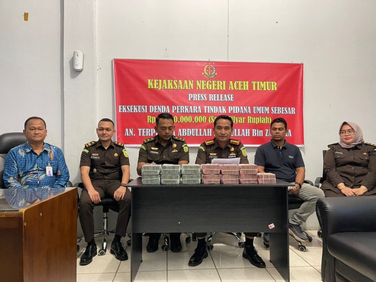 Kejaksaan Negeri Aceh Timur Terima Dana Denda Subsidair Rp. 1 Milyar Dari Terpidana Abdullah Alias Dullah Bin Zakaria Atas Kasus Narkotika