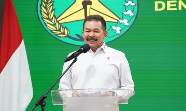 Jaksa Agung ST Burhanuddin:  Kesederhanaan adalah Cermin Integritas Keluarga