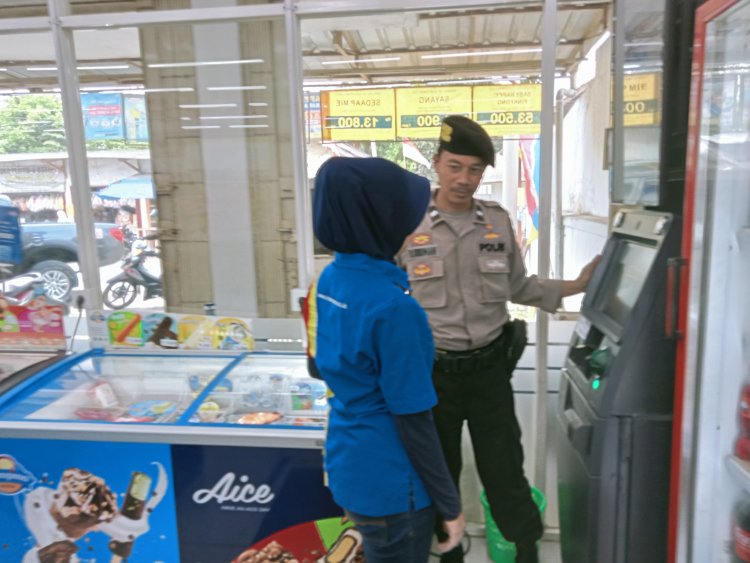 Cegah Kejahatan  Modus Ganjal ATM,Polsek Cireunghas Laksanakan Patroli Perbankan