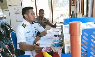 Anggota Unit Samapta Polsek Cireunghas Polres Sukabumi Kota, Laksanakan Patroli KRYD  Ke Stasiun Kereta Api