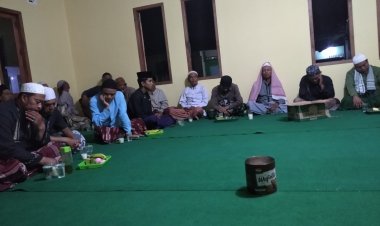 Ikuti Pengajian Bersama, Langkah Aparat Desa Semplak Dekatkan Diri Dengan Ulama