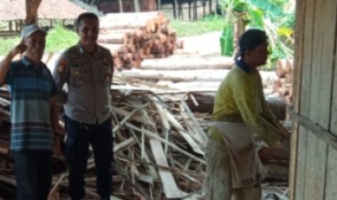 Unit Samapta Polsek Cireunghas, Laksanakan Patroli Dialogis Guna Memberikan Rasa Aman Dan Nyaman Bagi Warga