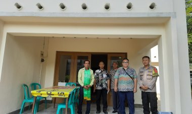 Wujudkan Rasa Aman,Polsek Cireunghas Polres Sukabumi Kota Laksanakan Pengamanan Minggu Kasih Di Gereja