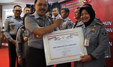 Rutan Kelas I Pondok Bambu Terima Piagam Penghargaan P2HAM