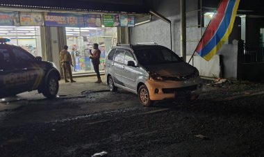 Geger..!! Temu Mayat Di Duga Korban Pembunuhan Dalam Minibus Di  Cireunghas