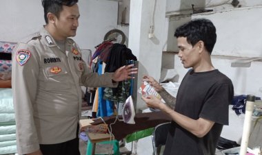 Bhabinkamtibmas Polsek Kebonpedes Ajak Warga Sukseskan Pemilu 2024