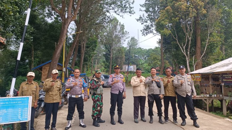Sinergitas TNI-Polri Lakukan Patroli Ke Tempat Wisata