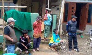 Dengan Sigap Kades Sukamekar Tanggap  Warga Korban Bencana