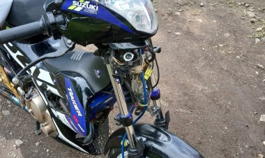 Akibat Kurang Hati-Hati,Warga Cianjur Alami Kecelakaan Senggol Bus