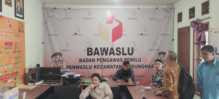 Panwaslucam Cireunghas Laksanakan Test Wawancara Bagi Calon Petugas Pengawas TPS