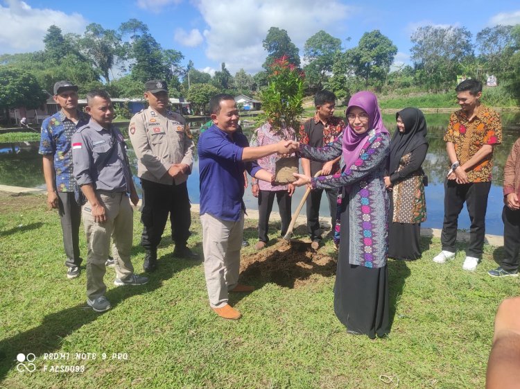 Selesai Lantik KPPS ,Desa Sukamekar Laksanakan Aksi Tanam Pohon
