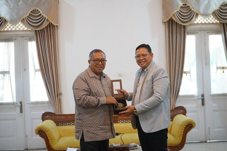 Perkuat Kerjasama Antar Lembaga Kabupaten dan Kota Sukabumi Dengan MOU