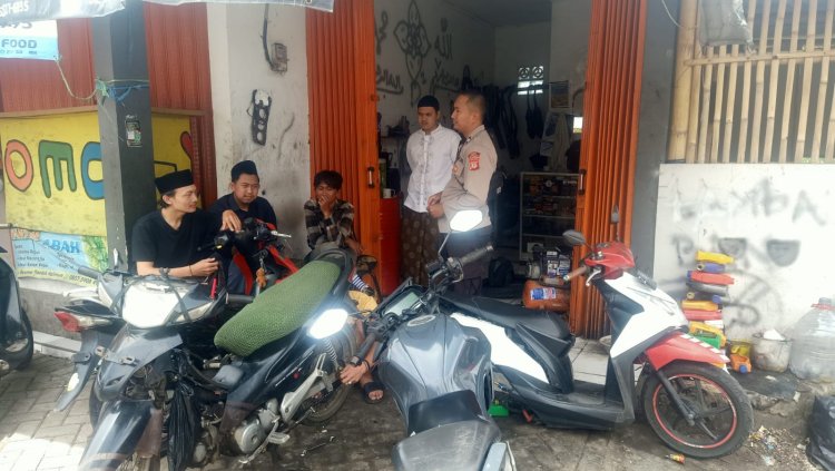 Sambang Warga Bhabinkamtibmas Polsek Sukabumi Ajak Warga Jaga Sitkamtibmas