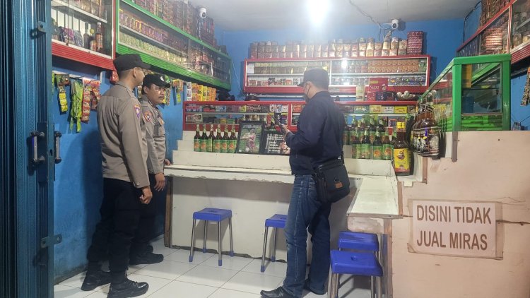 Cegah Peredaran Minuman Beralkohol,Polsek Sukalarang Gelar Razia Miras