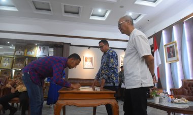PJ Walikota Sukabumi Bersama OPD Tanda Tangani Fakta Integritas 2024