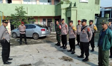 Wujudkan Kondusifitas Pasca Pemilu,Polsek Cikole Laksanakan Pengamanan  Gudang Logistik PPK