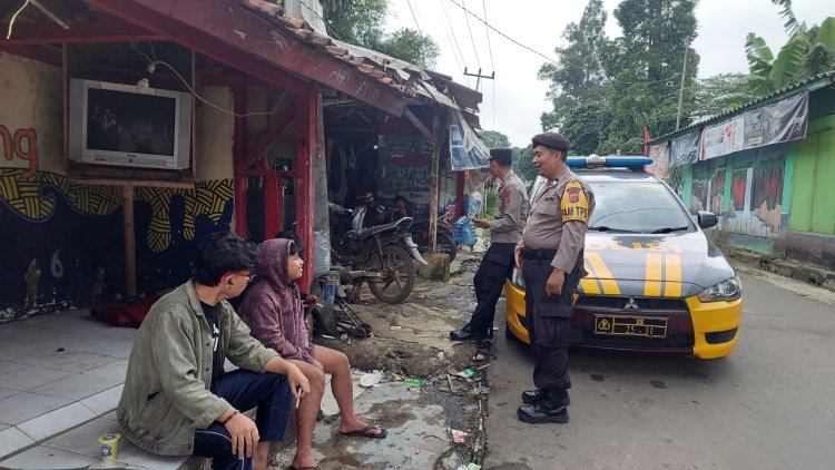 Unit Samapta Polsek Sukabumi Lakukan Patroli Dialogis