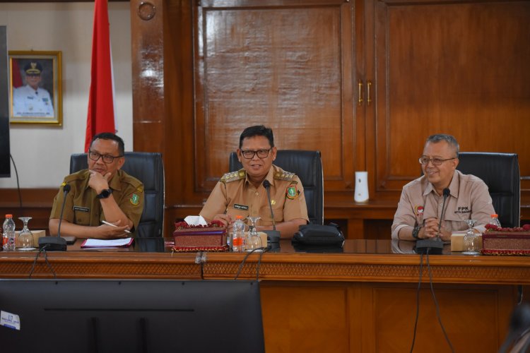 PJ Walikota Sukabumi Pimpin Rapat Rakorwil Pemilu 2024