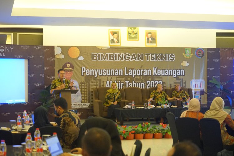 PJ WaliKota Sukabumi, Pimpin  Bimtek Penyusunan Laporan Keuangan