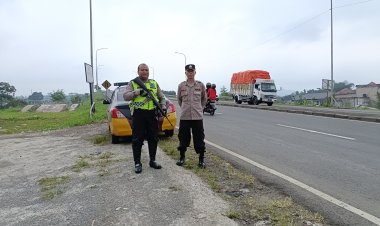Melalui Patroli Ngabuburit,Polsek Sukaraja Ciptakan Kondusifitas Jelang Buka Puasa