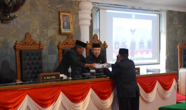 PJ Walikota Sukabumi Rapat Paripurna Bersama DPRD