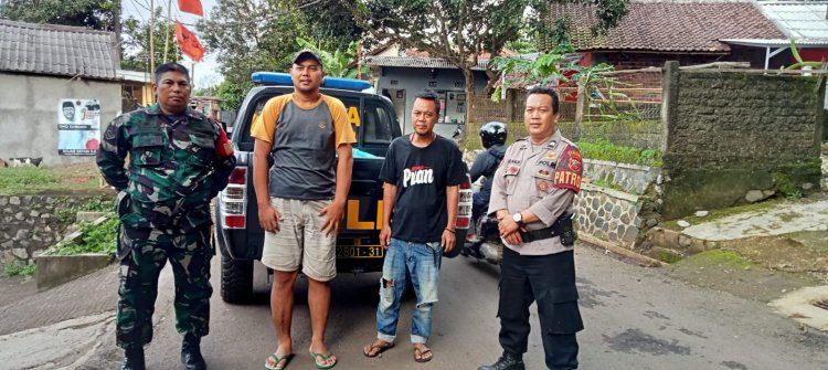 Sinergitas TNI -Polri ,Kanit Samapta Bersama Babinsa Sambangi Warga