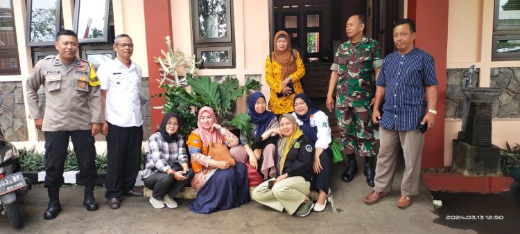 Sinergitas TNI - Polri Berikan Rasa Aman, Bhabinkamtibmas dan Babinsa Laksanakan Silaturahmi