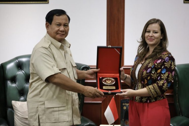 Menhan RI Prabowo Sambut Kunjungan Kehormatan Dubes Hongaria H.E. Ms. Lilla Karsay, Bahas Transfer Teknologi