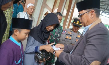 Wujud Kepedulian: Pj Wali Kota Sukabumi Hadiri Penyerahan Santunan di Ponpes Al-Islamiyah Ahyani