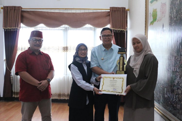 Dekranasda Kota Sukabumi Gelar Halalbihalal dan Penyerahan Penghargaan Lomba Desain Batik