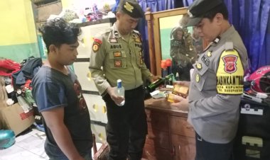 Polsek Dukupuntang Gencar Razia Minuman Beralkohol