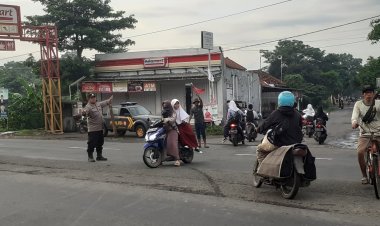 Berikan Pelayanan Prima, Polsek Susukan Gelar Gatur Lalin