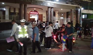 Polsek Arjawinangun Hadir Amankan Kebaktian di Gereja  GBI