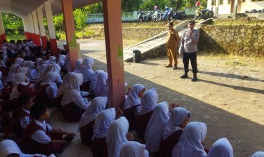 Jaga Generasi Bangsa, Polsek Beber Berikan Pembinaan Pelajar di SDN 2 Cikancas